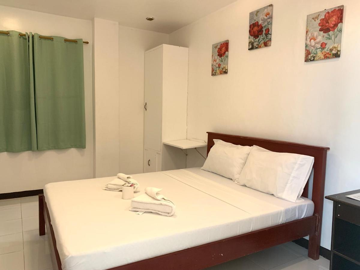 Luna Oslob Travellers Inn Экстерьер фото