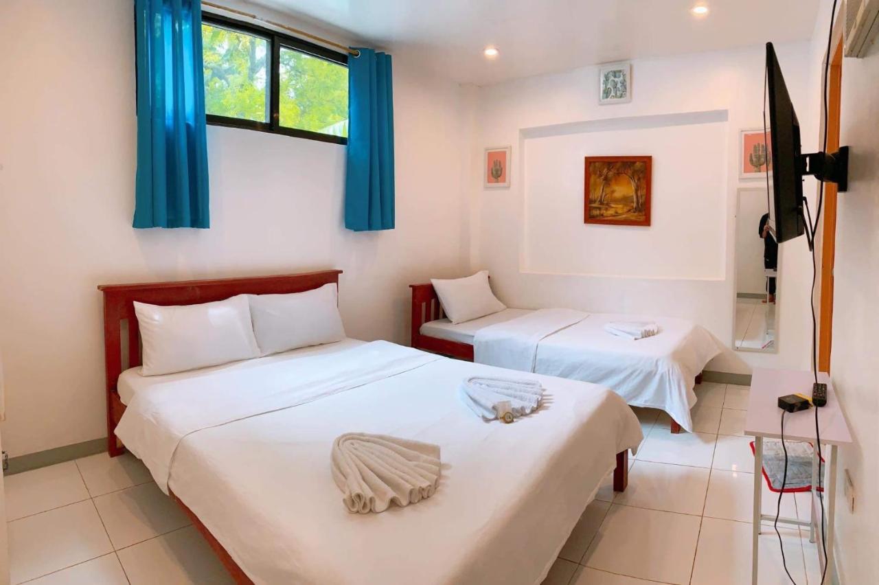 Luna Oslob Travellers Inn Экстерьер фото
