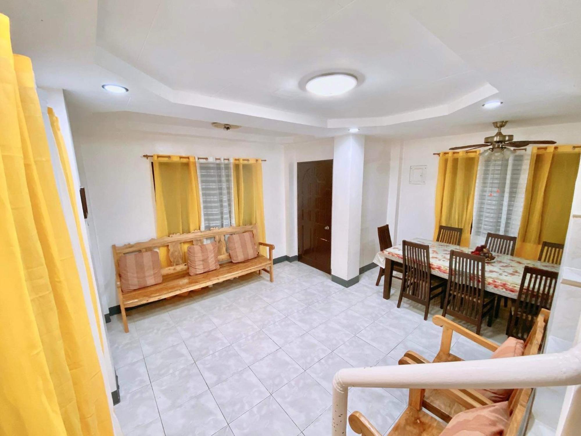 Luna Oslob Travellers Inn Экстерьер фото